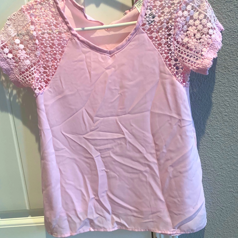 Pink cute summer shirt from guess kids